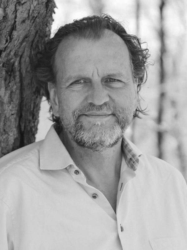 JacUSAZW Economy Transformers